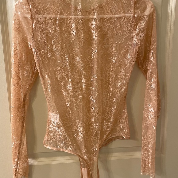 NWOT Rêve Riche Victoriana Lace Bodysuit Peach sz 34 - Picture 8 of 9